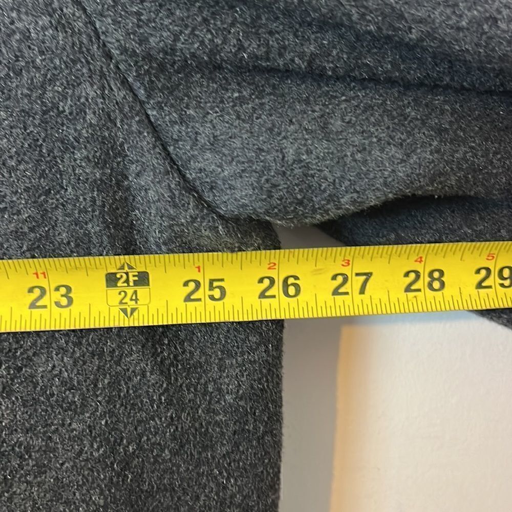 Wool insulated 3 button coat - Picture 8 of 10